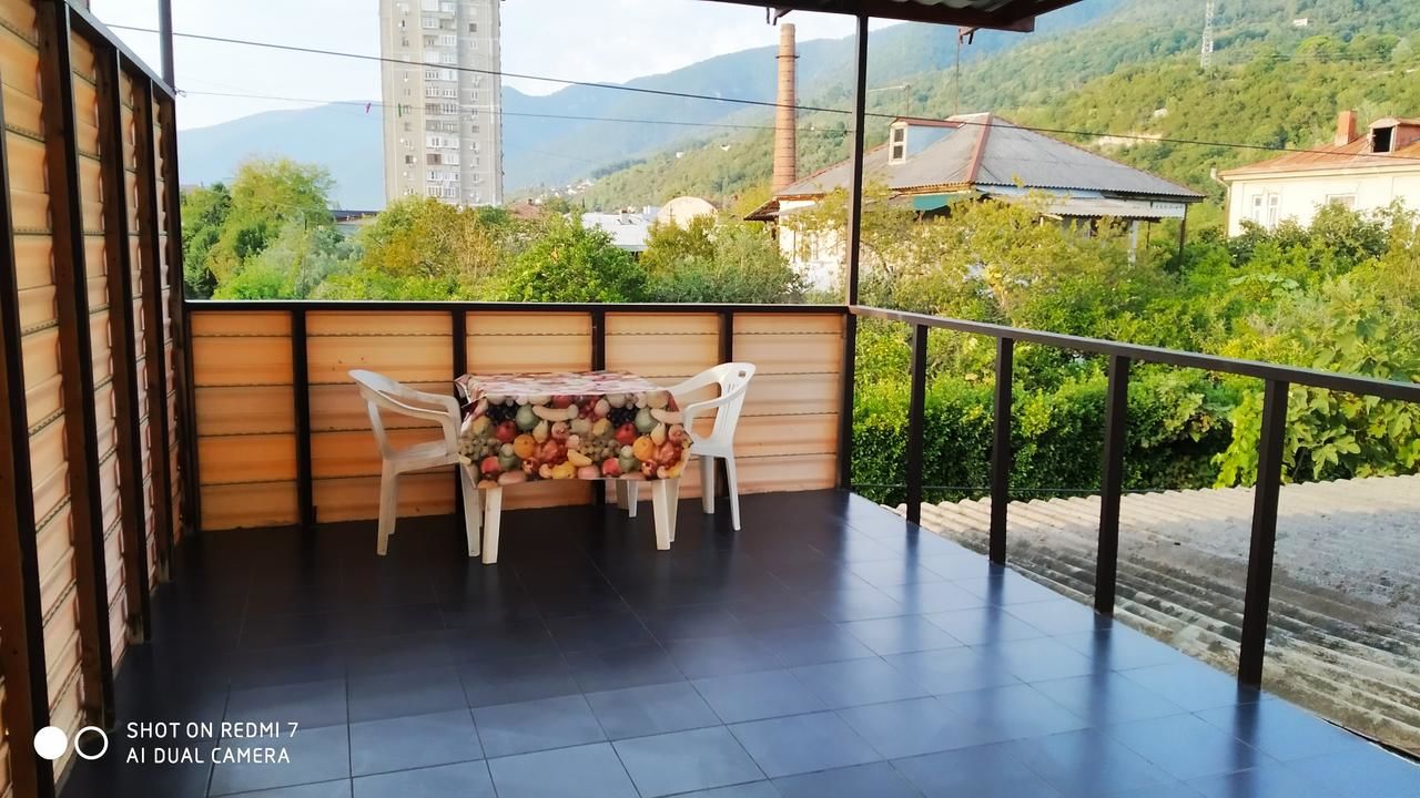 Гостевой дом V gostyah u Emmy Guesthouse Гагра-4