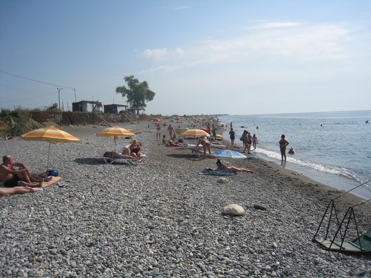 Гостевой дом V gostyah u Emmy Guesthouse Гагра-38