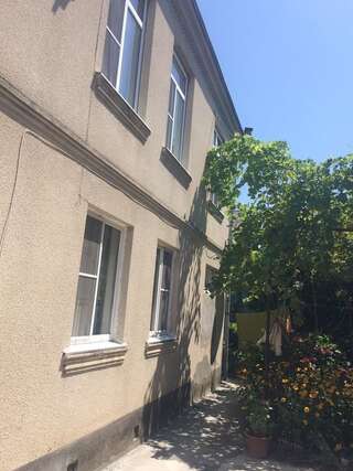 Гостевой дом V gostyah u Emmy Guesthouse Гагра-4