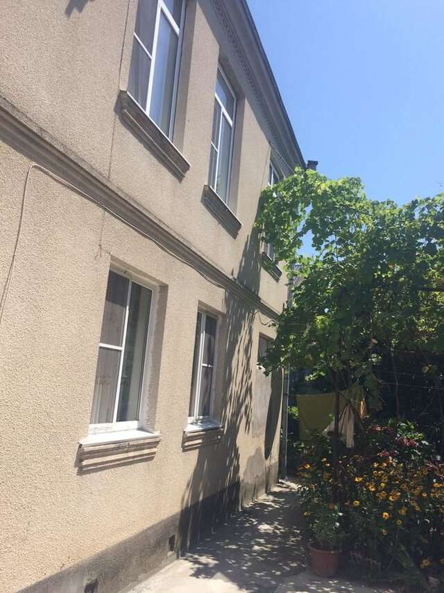 Гостевой дом V gostyah u Emmy Guesthouse Гагра-7